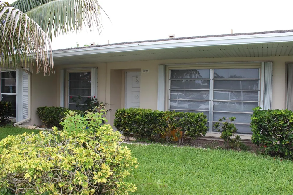 8573 Boca Drive #3 Boca Raton, FL 33433