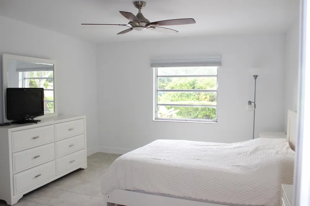 8573 Boca Drive #3 Boca Raton, FL 33433