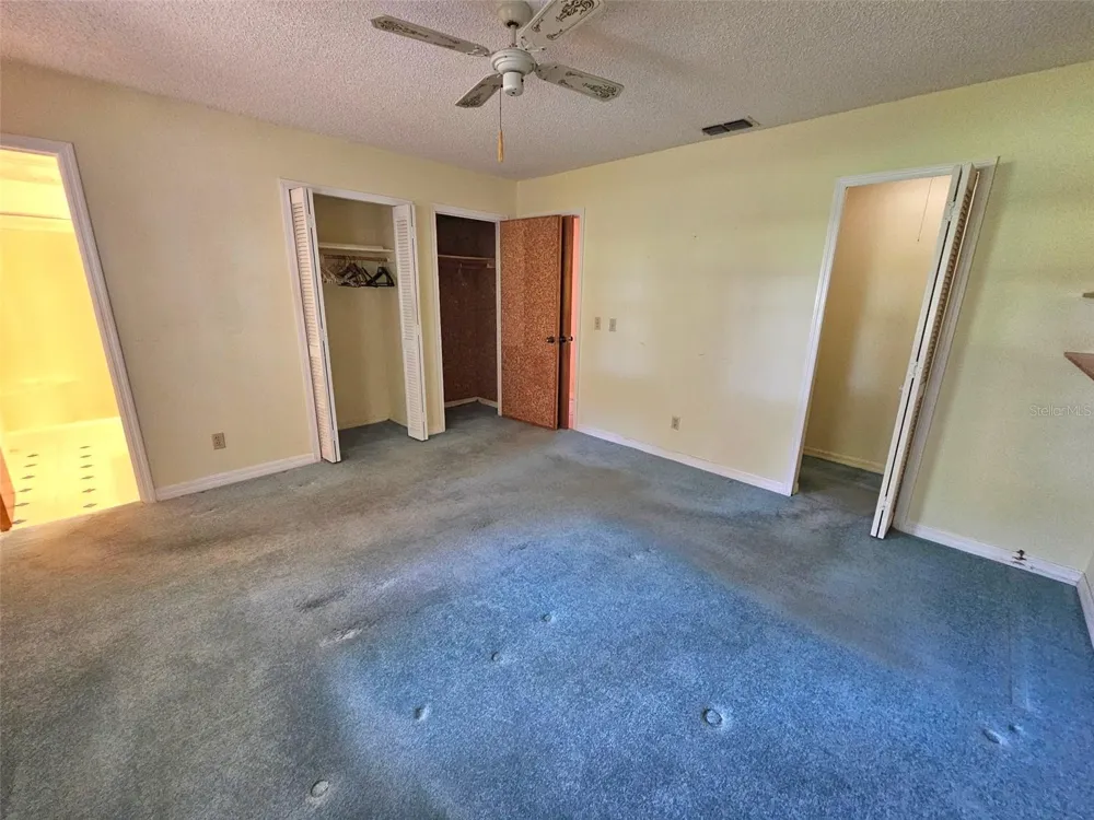 1292 E LAKE SHORE BOULEVARD Kissimmee, FL 34744