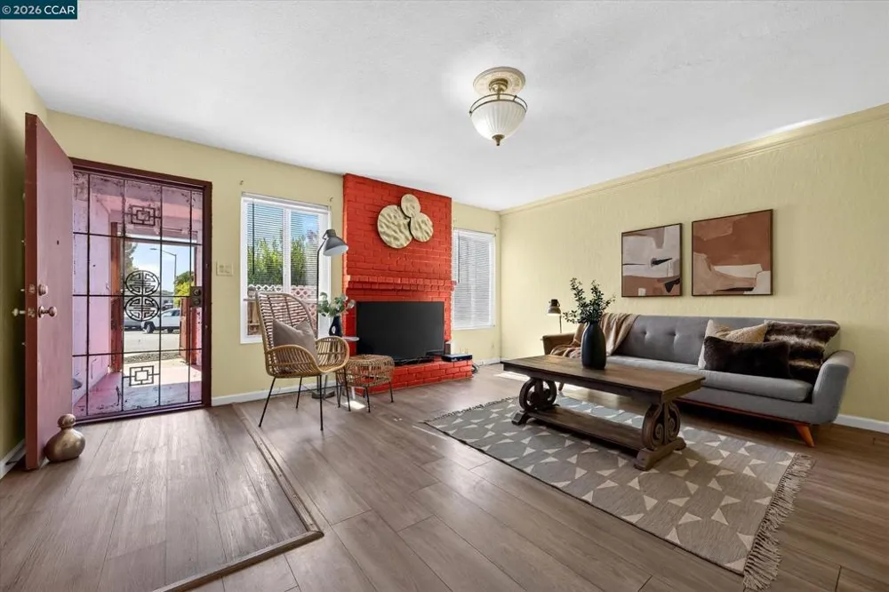 2900 Pear St Antioch, CA 94509