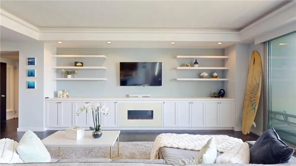 818 Doheny Drive #908 West Hollywood, CA 90069
