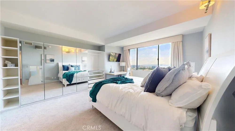 818 Doheny Drive #908 West Hollywood, CA 90069