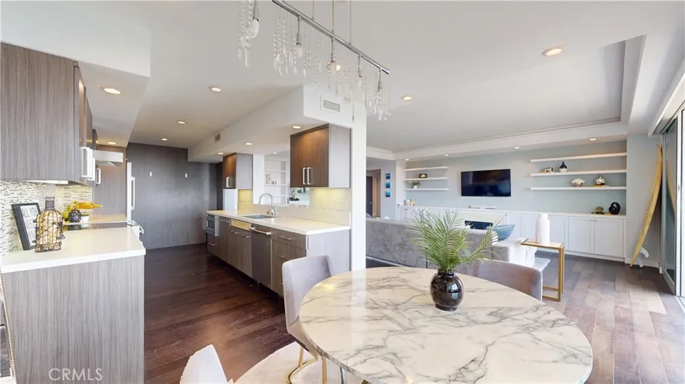 818 Doheny Drive #908 West Hollywood, CA 90069
