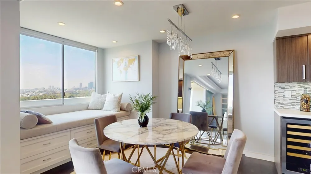 818 Doheny Drive #908 West Hollywood, CA 90069