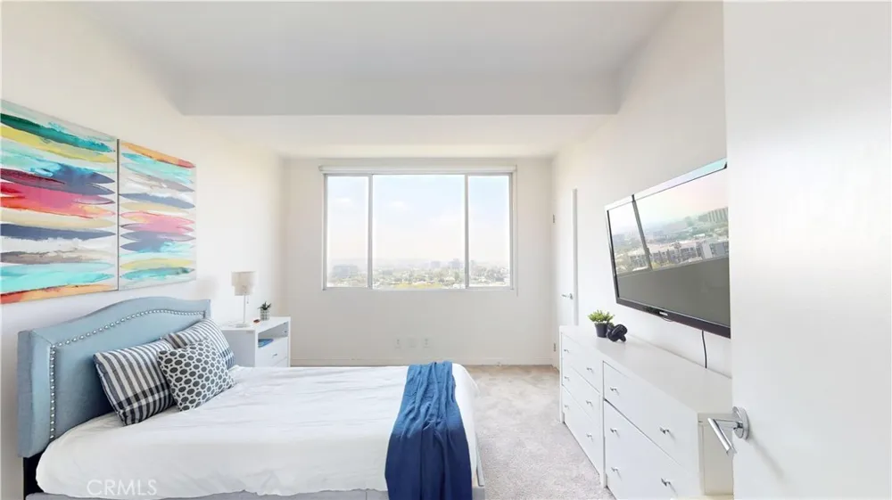 818 Doheny Drive #908 West Hollywood, CA 90069
