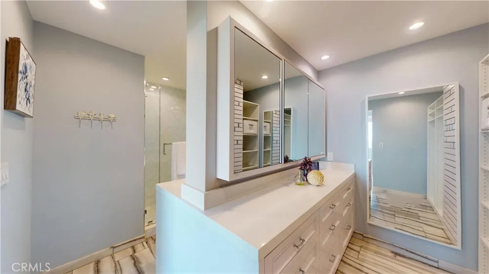 818 Doheny Drive #908 West Hollywood, CA 90069