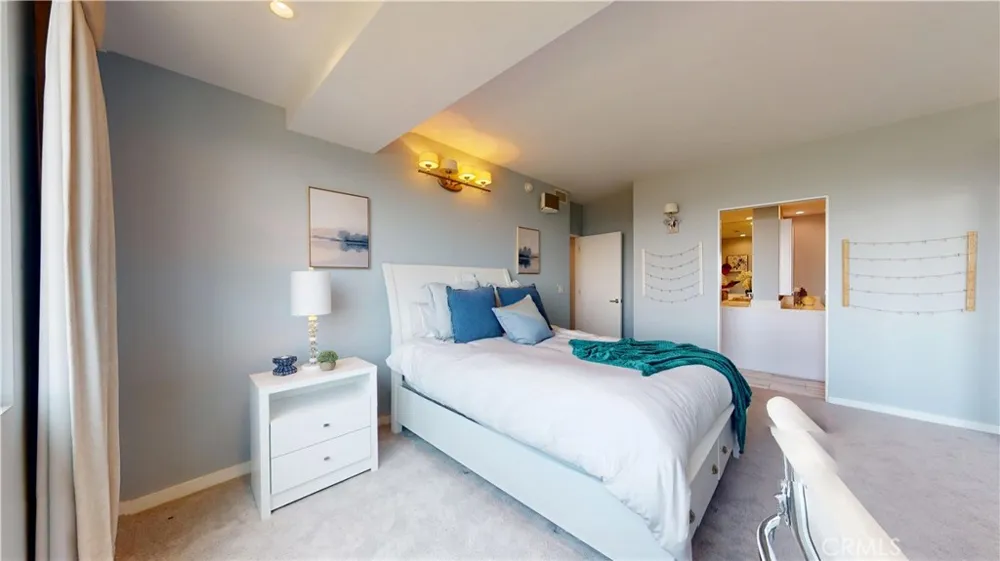 818 Doheny Drive #908 West Hollywood, CA 90069