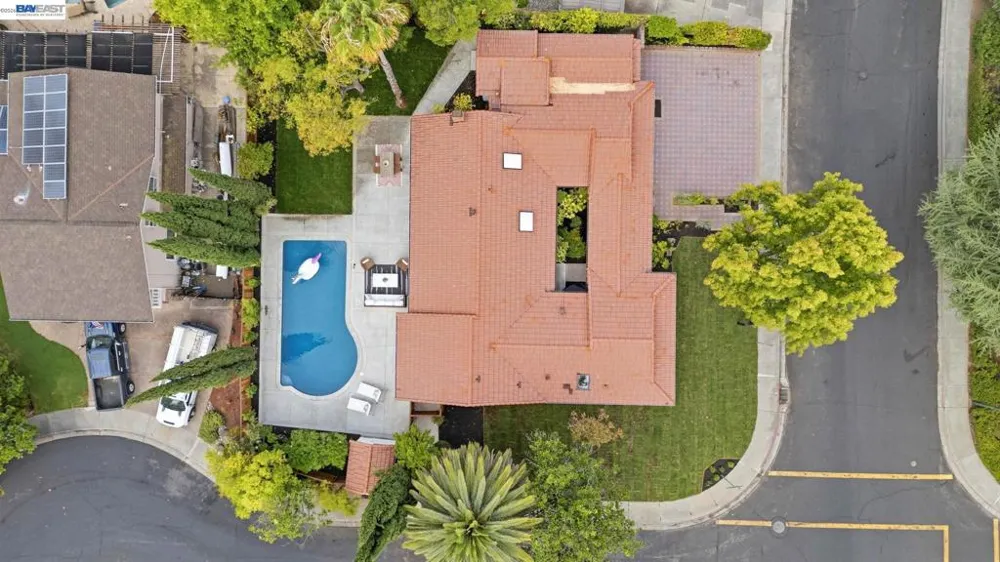 2883 Bowling Green Dr Walnut Creek, CA 94598