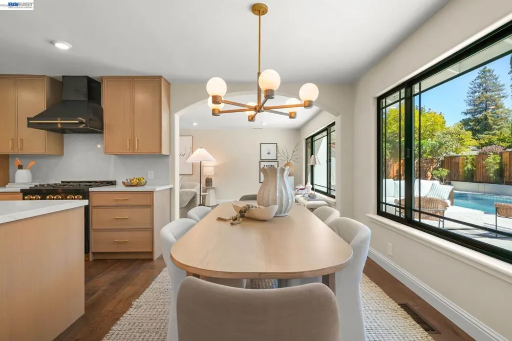 2883 Bowling Green Dr Walnut Creek, CA 94598