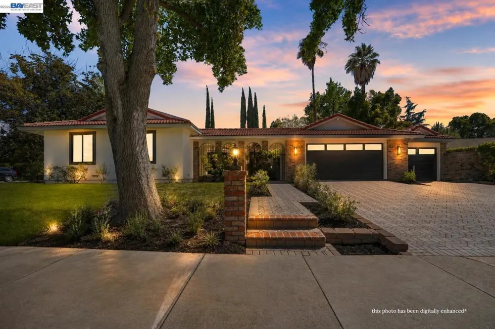 2883 Bowling Green Dr Walnut Creek, CA 94598