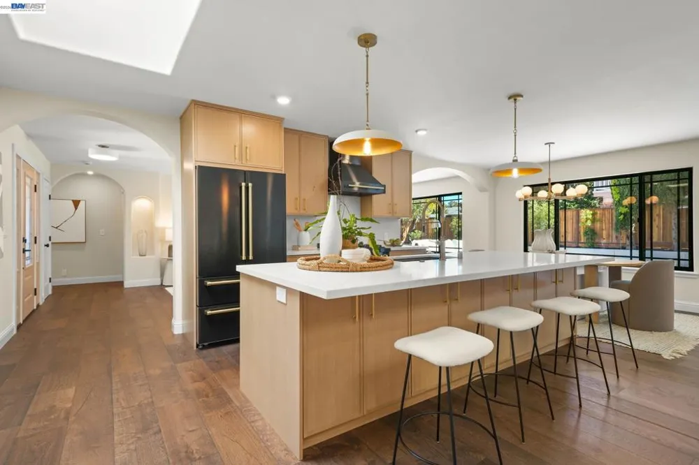 2883 Bowling Green Dr Walnut Creek, CA 94598