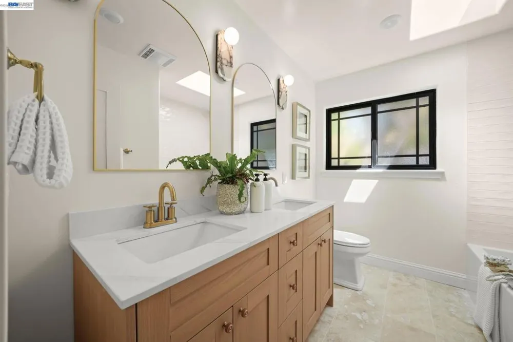 2883 Bowling Green Dr Walnut Creek, CA 94598