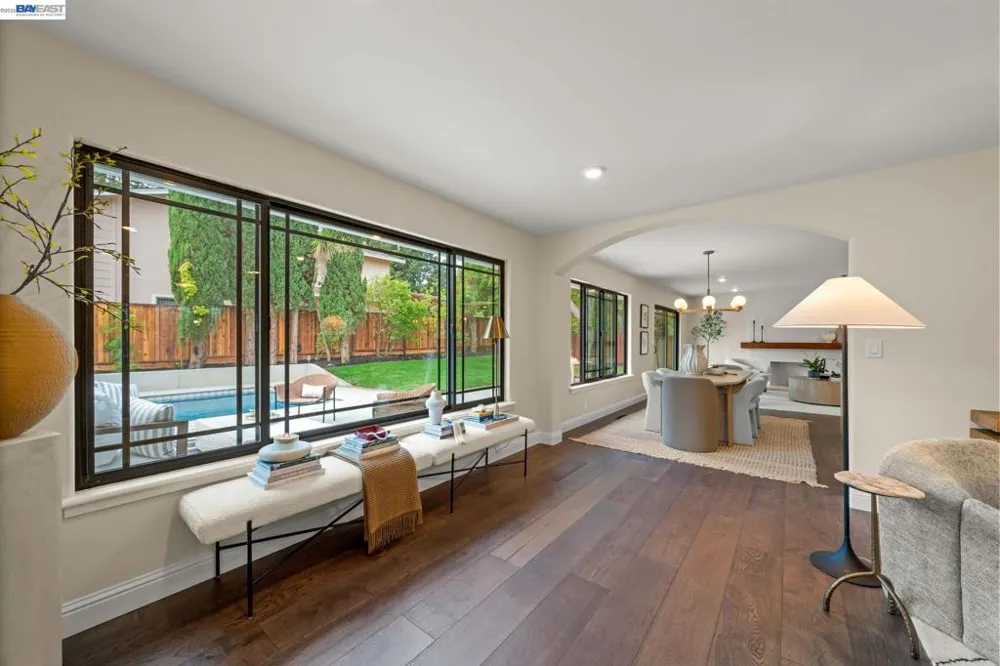 2883 Bowling Green Dr Walnut Creek, CA 94598