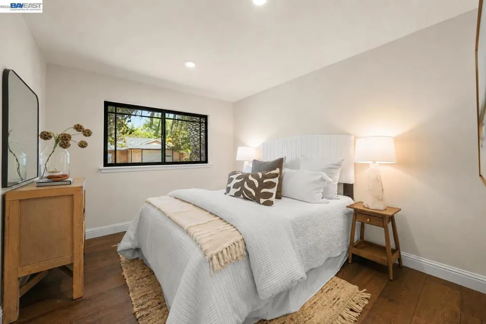 2883 Bowling Green Dr Walnut Creek, CA 94598
