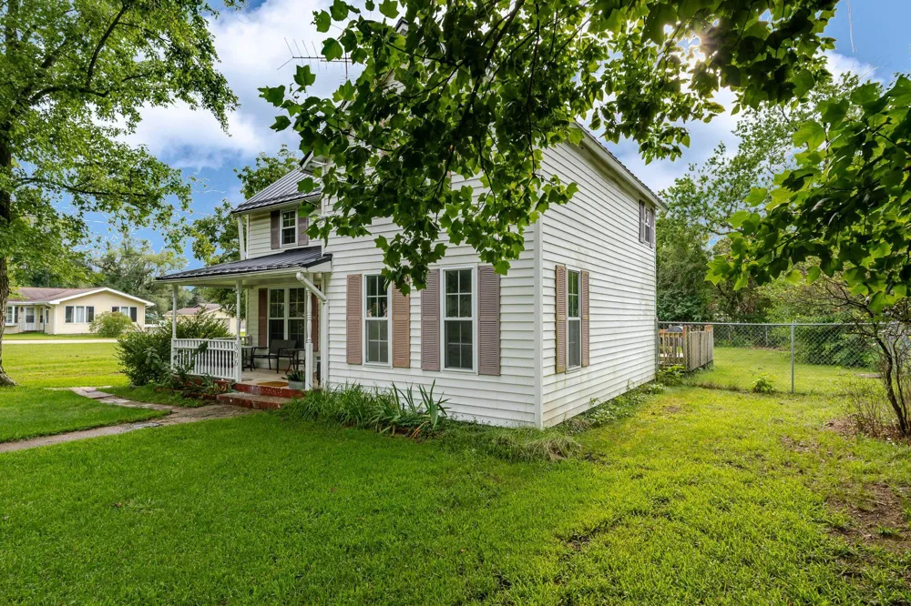 306 High Street North Judson, IN 46366
