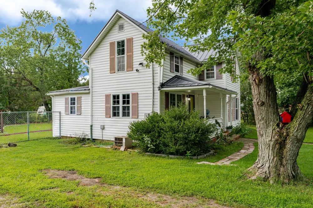 306 High Street North Judson, IN 46366