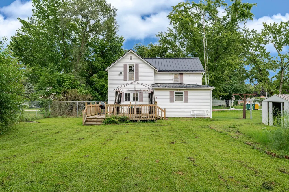 306 High Street North Judson, IN 46366