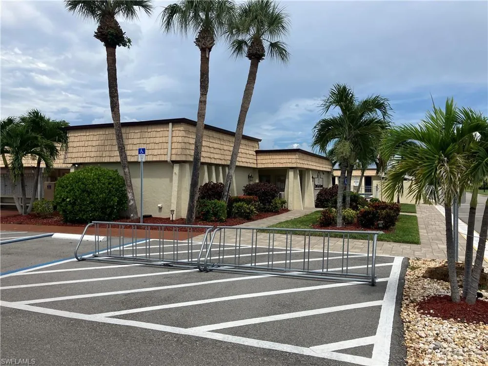 116 Gledhill Court Fort Myers, FL 33919
