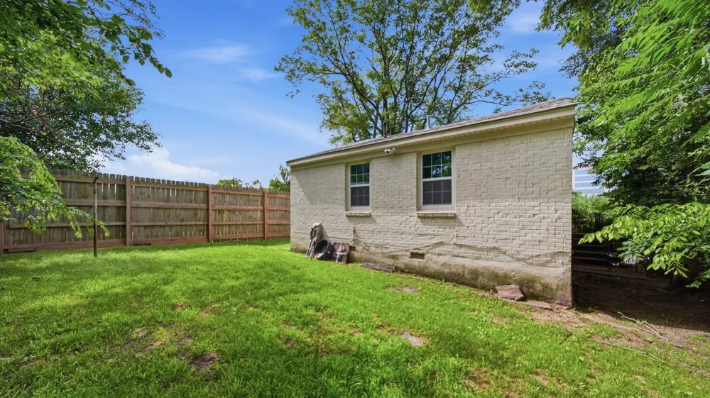 226 GREENLAW AVE Memphis, TN 38105