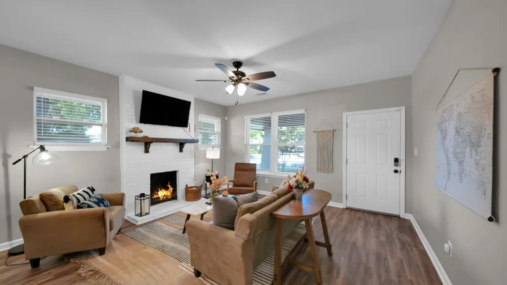 1023 FORREST AVE Memphis, TN 38105