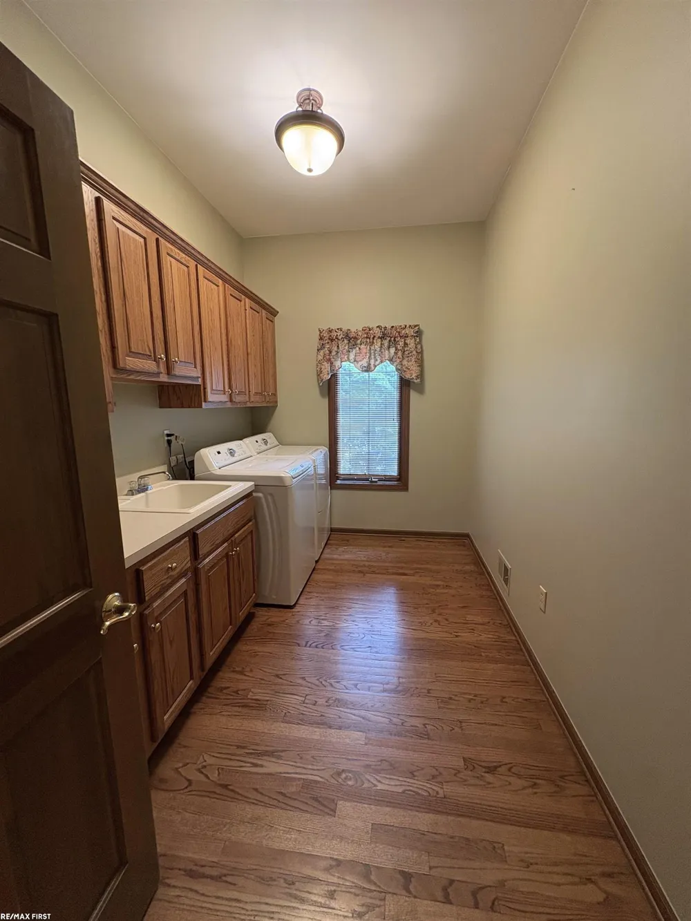 56411 Dickens Drive Shelby Charter Township, MI 48316