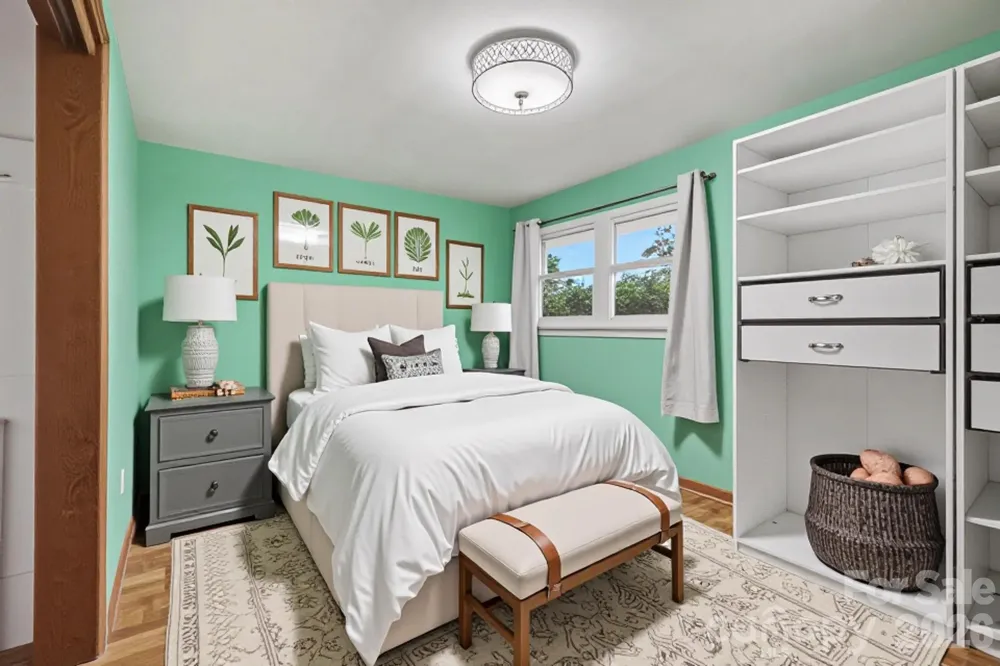 126 21st Avenue NW Hickory, NC 28601