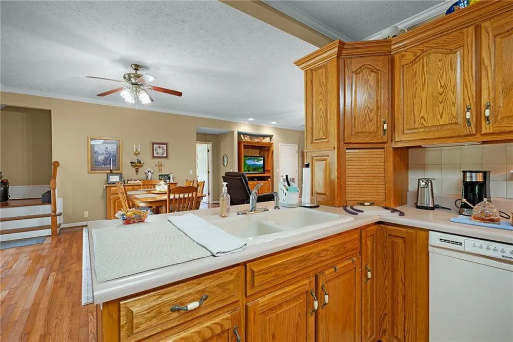 1389 Boone Ford Road SE Calhoun, GA 30701