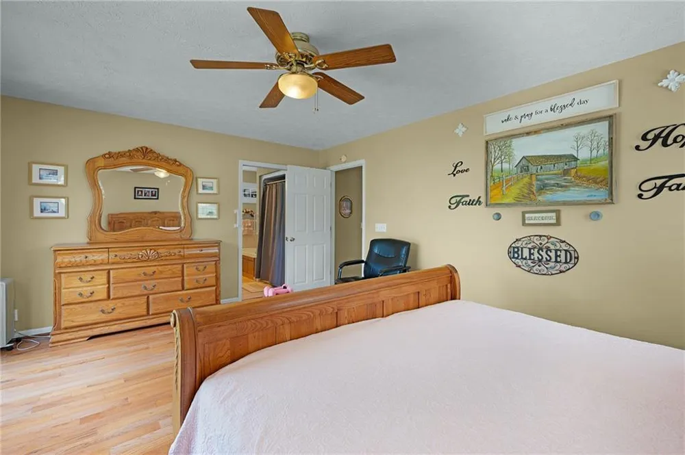 1389 Boone Ford Road SE Calhoun, GA 30701