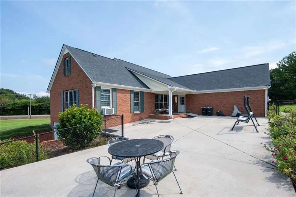 1389 Boone Ford Road SE Calhoun, GA 30701