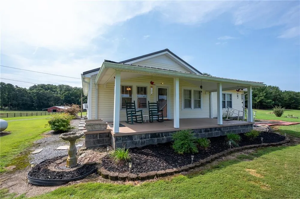 1389 Boone Ford Road SE Calhoun, GA 30701