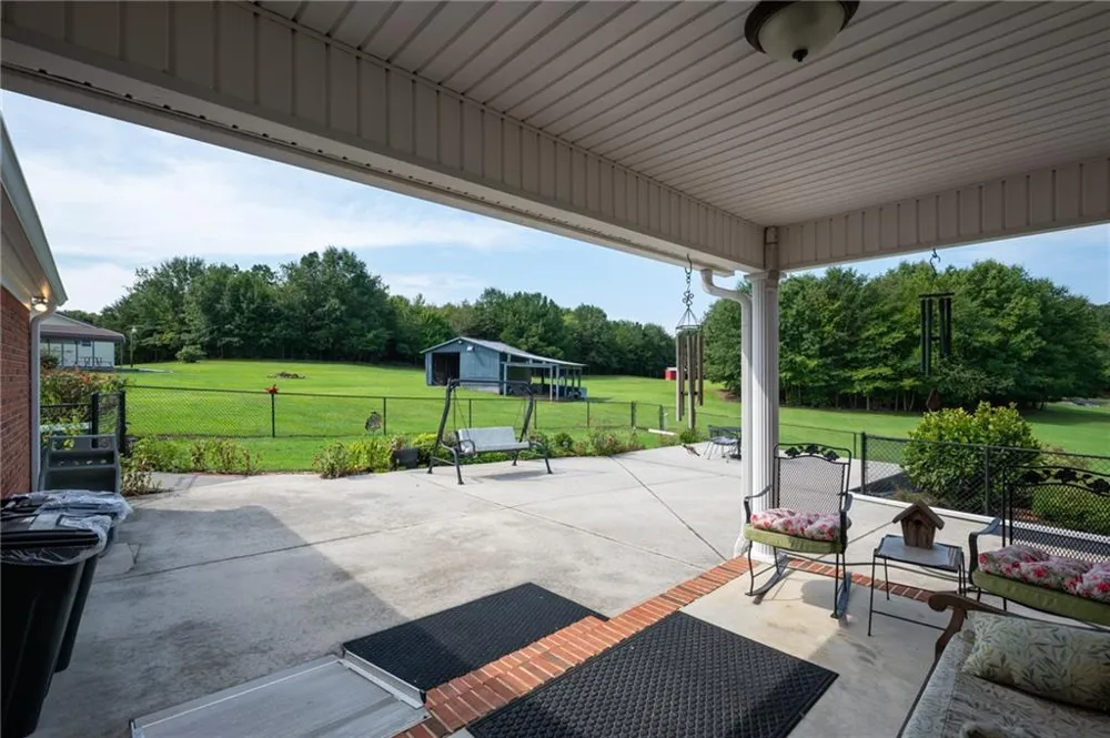 1389 Boone Ford Road SE Calhoun, GA 30701