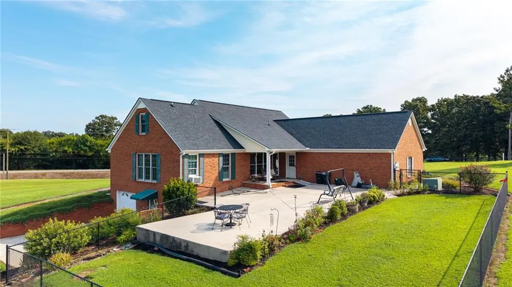 1389 Boone Ford Road SE Calhoun, GA 30701