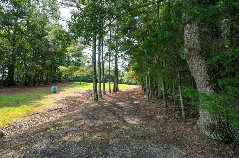 1389 Boone Ford Road SE Calhoun, GA 30701