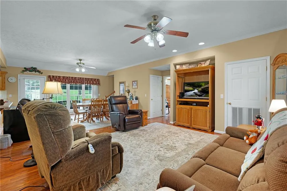 1389 Boone Ford Road SE Calhoun, GA 30701