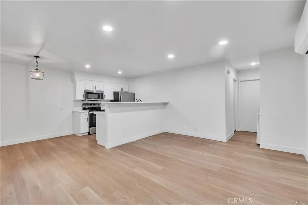 625 Orizaba #6 Long Beach, CA 90814