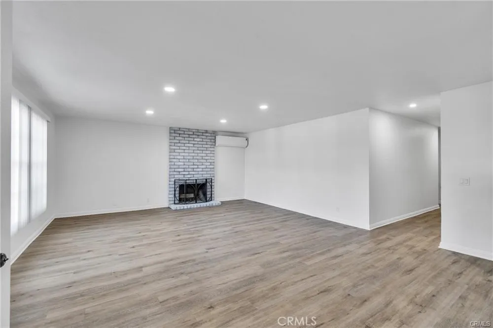 625 Orizaba #6 Long Beach, CA 90814