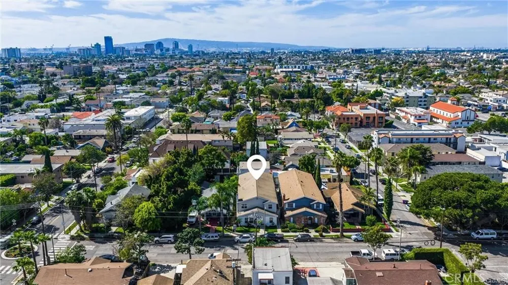 625 Orizaba #6 Long Beach, CA 90814