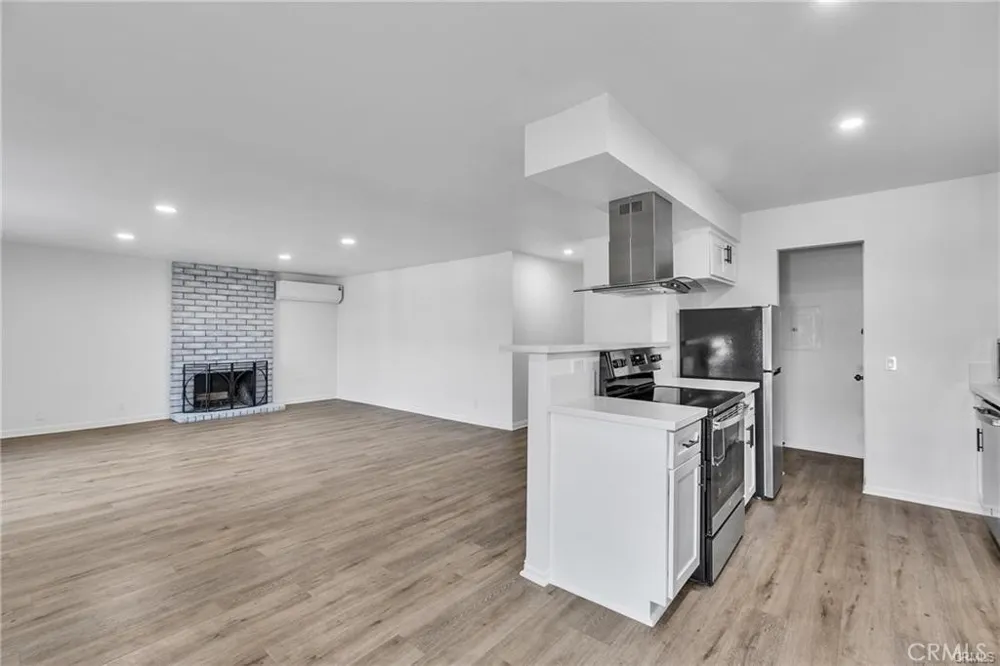 625 Orizaba #6 Long Beach, CA 90814
