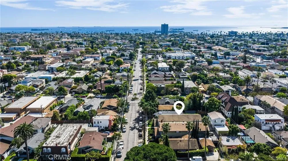625 Orizaba #6 Long Beach, CA 90814