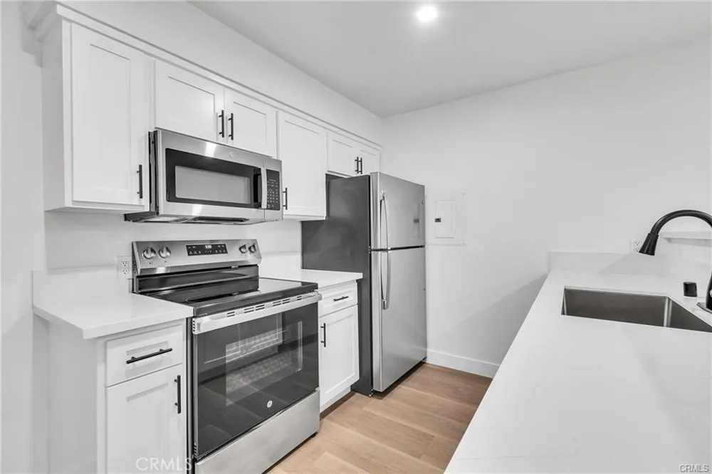 625 Orizaba #6 Long Beach, CA 90814