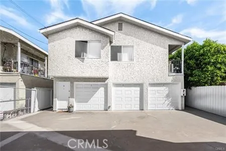 625 Orizaba #6 Long Beach, CA 90814