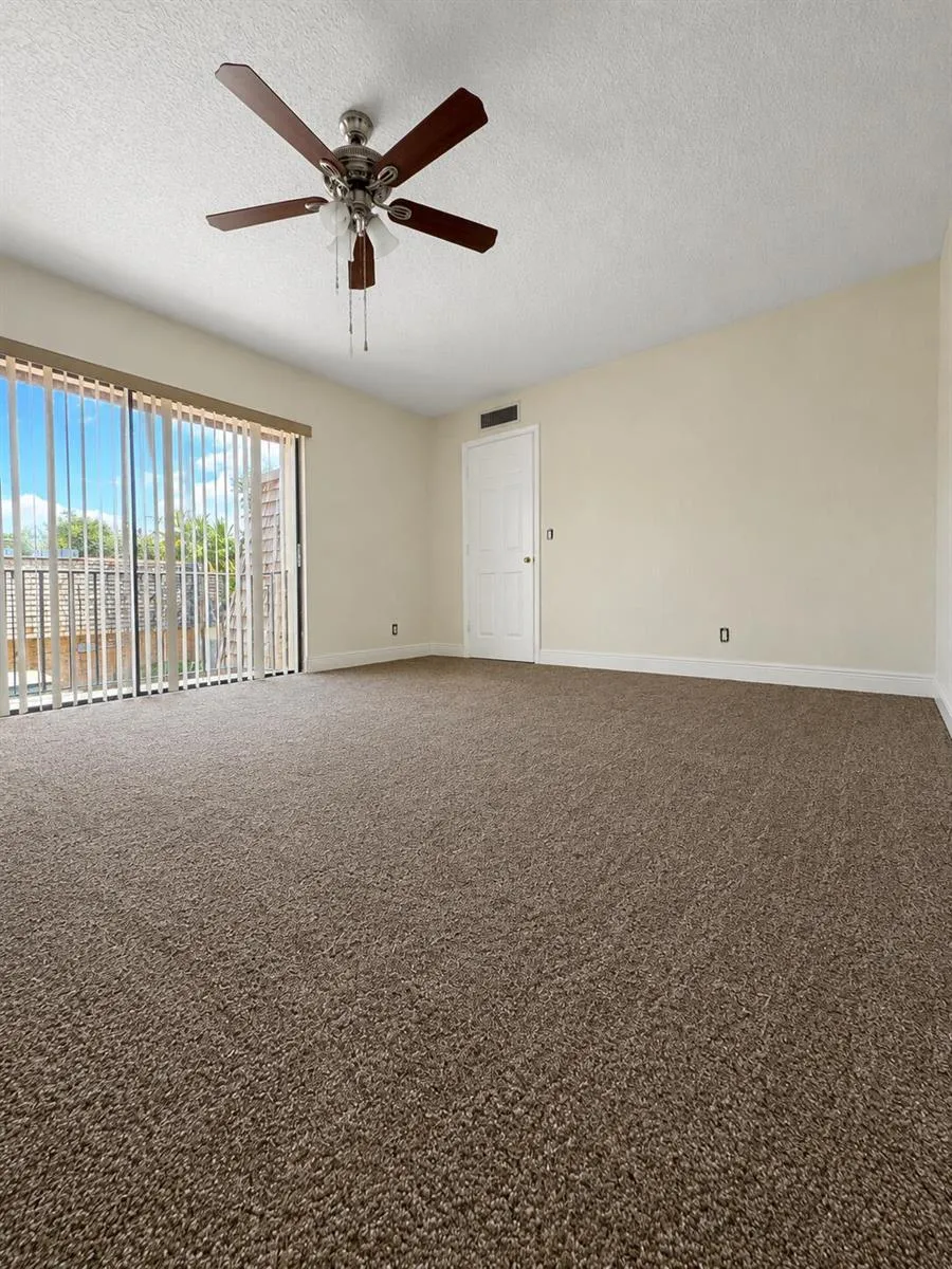 256 Lake Arbor Drive Palm Springs, FL 33461