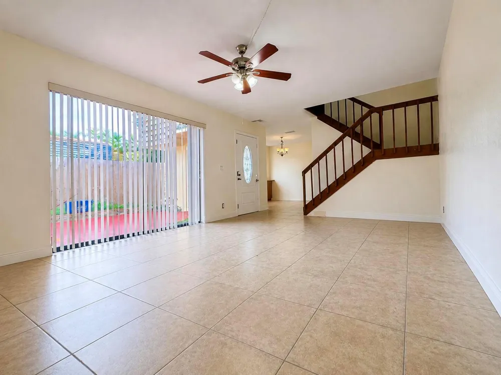 256 Lake Arbor Drive Palm Springs, FL 33461