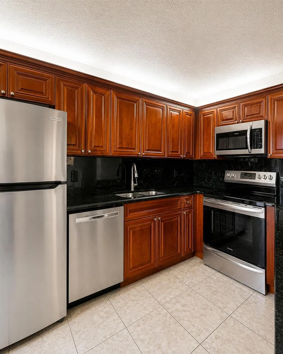 256 Lake Arbor Drive Palm Springs, FL 33461