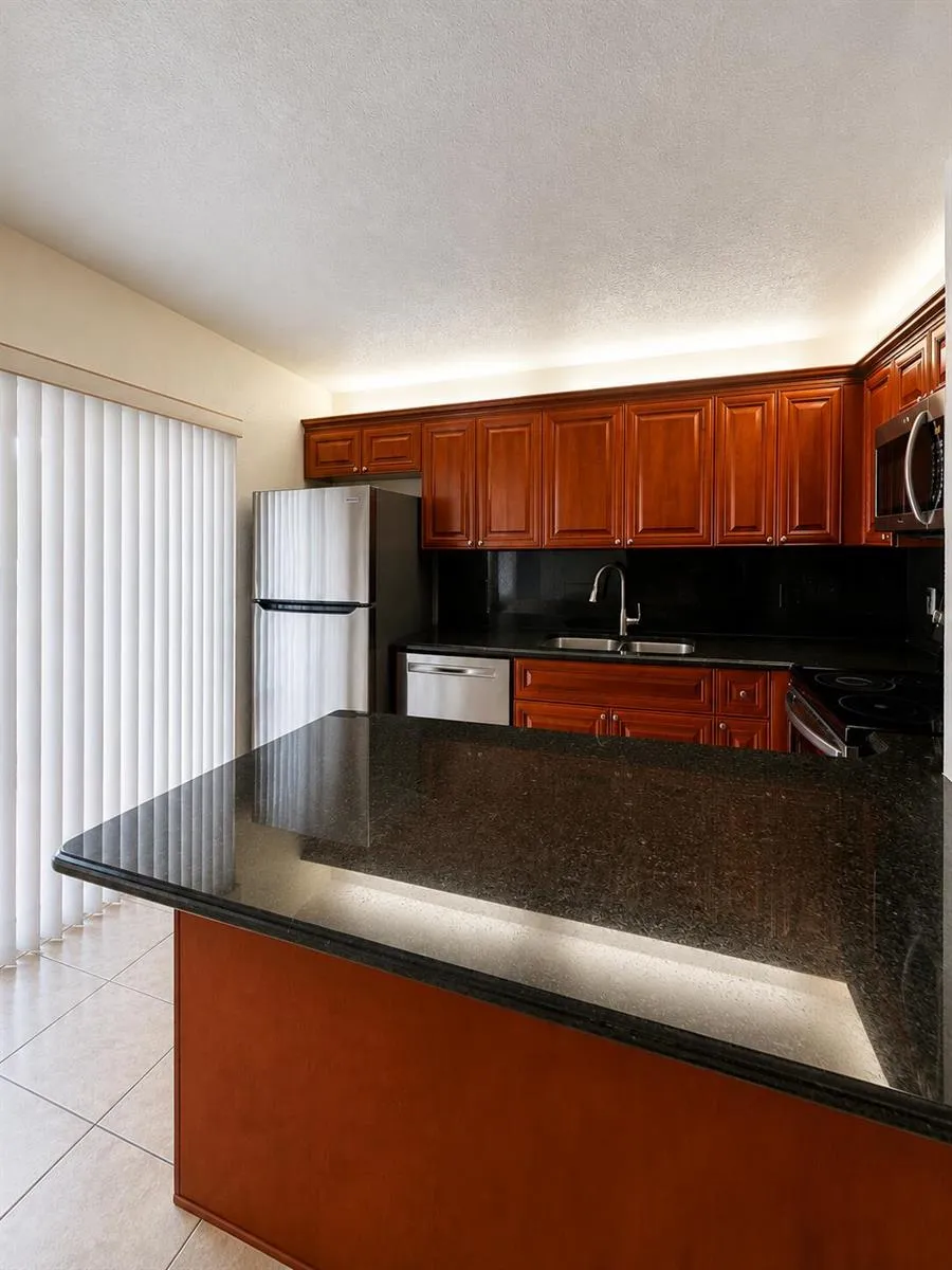 256 Lake Arbor Drive Palm Springs, FL 33461