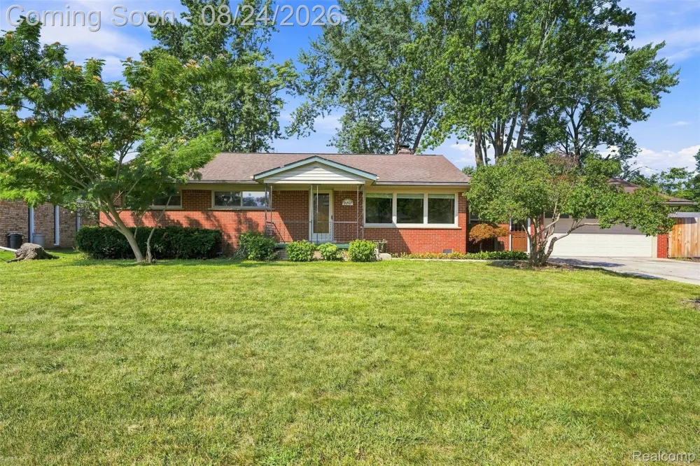 14370 Helen Street Southgate City, MI 48195