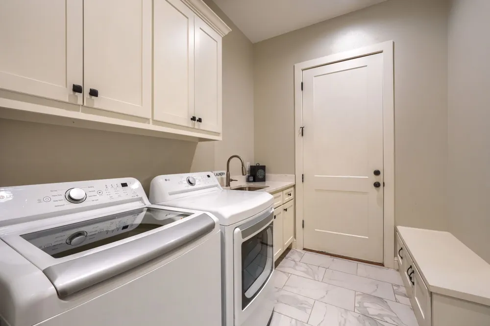 1318 Oak Trail Quinlan, TX 75474