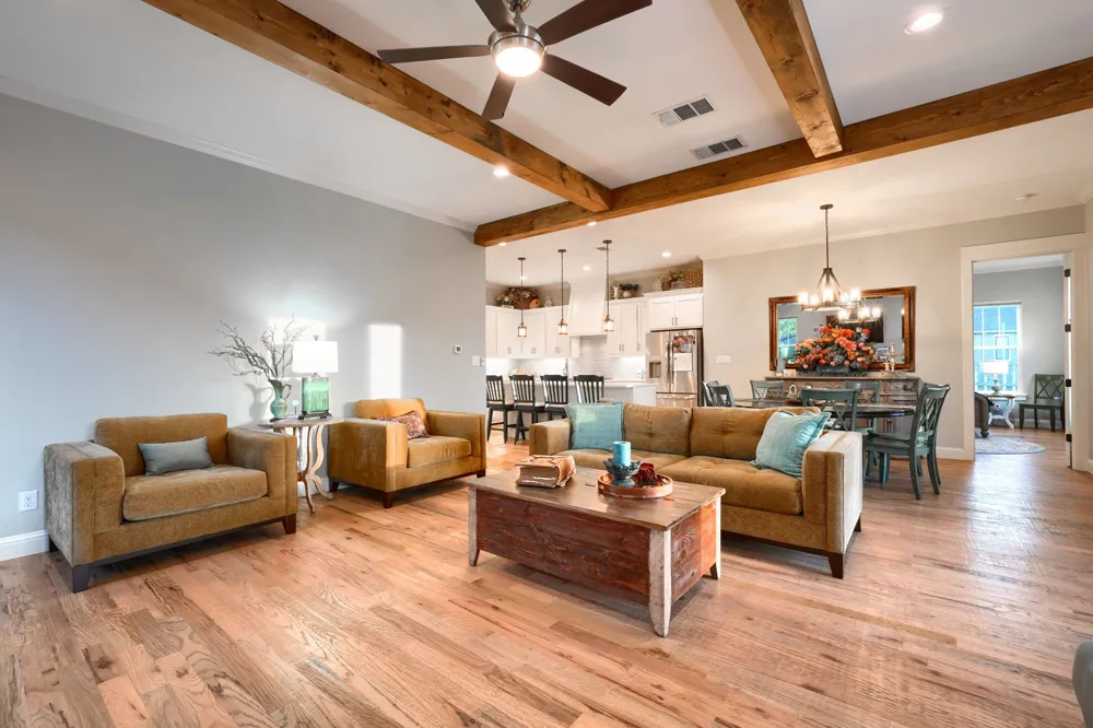 1318 Oak Trail Quinlan, TX 75474