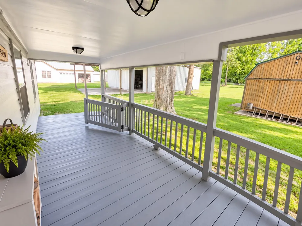 150 County Road 2359 Liberty, TX 77575