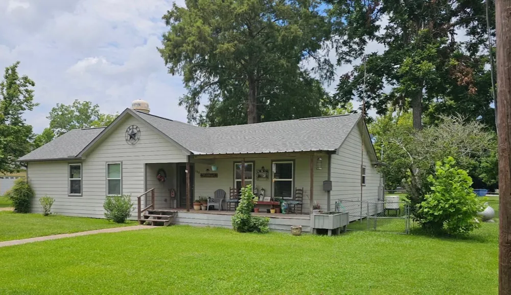150 County Road 2359 Liberty, TX 77575